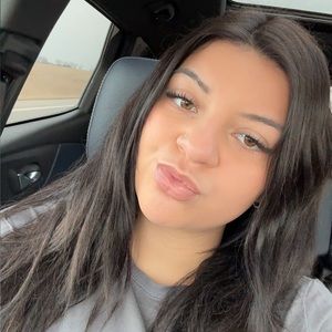 Meet your Posher, Kaylee